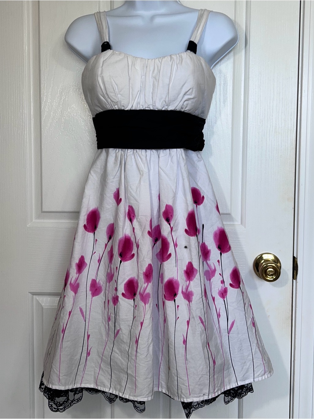 Snap Floral Sun Party Dress Size 5 White Pink Black Lace Trim Fit Flare